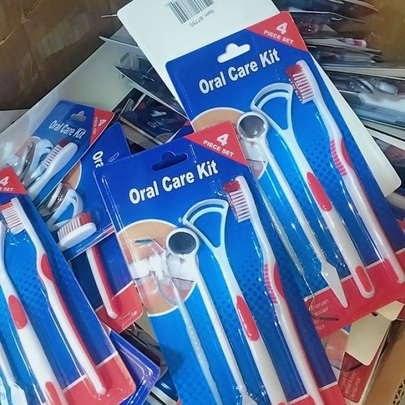 ORAL CARE KIT