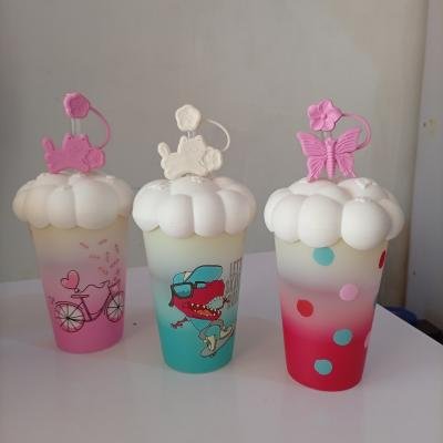 FANCY CUP WITH COVER AND STRAW COVER