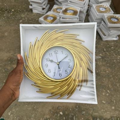 WALL CLOCK